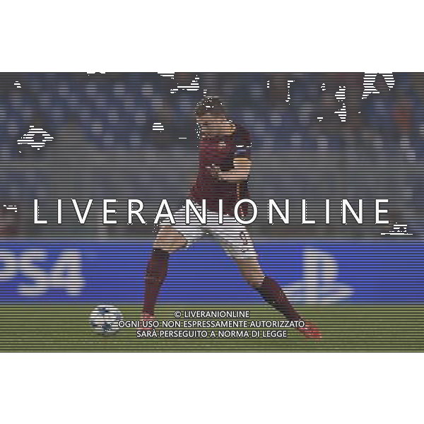 Roma - 04/11/2015 - Stadio Olimpico - Uefa Champions League 2015/2016 - Gruppo E - AS Roma vs Bayer Leverkusen - nella foto: Edin Dzeko / Ph Fabrizio Corradetti - Ag. Aldo Liverani sas /Agenzia Aldo Liverani S.a.s.