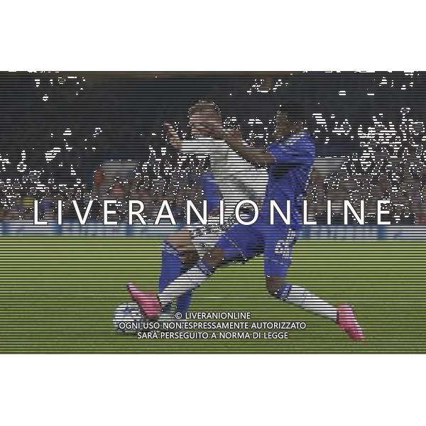 Chelsea\'s Baba Rahman battles for possession with Dynamo Kyiv\'s Andriy Yarmolenko Photographer Craig Mercer/CameraSport Football - UEFA Champions League Group G - Chelsea v Dynamo Kiev - Wednesday 4th November 2015 - Stamford Bridge - London - Â© CameraSport - 43 Linden Ave. Countesthorpe. Leicester. England. LE8 5PG - Tel: +44 (0) 116 277 4147 - admin@camerasport.com - www.camerasport.com /Agenzia Aldo Liverani S.a.s. - ITALY ONLY EDITORIAL USE ONLY