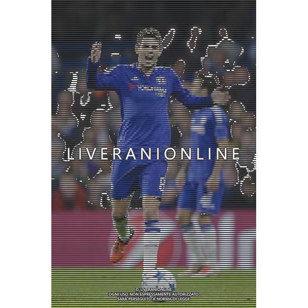 Chelsea\'s Oscar reacts to a decision against his side Photographer Craig Mercer/CameraSport Football - UEFA Champions League Group G - Chelsea v Dynamo Kiev - Wednesday 4th November 2015 - Stamford Bridge - London - Â© CameraSport - 43 Linden Ave. Countesthorpe. Leicester. England. LE8 5PG - Tel: +44 (0) 116 277 4147 - admin@camerasport.com - www.camerasport.com /Agenzia Aldo Liverani S.a.s. - ITALY ONLY EDITORIAL USE ONLY