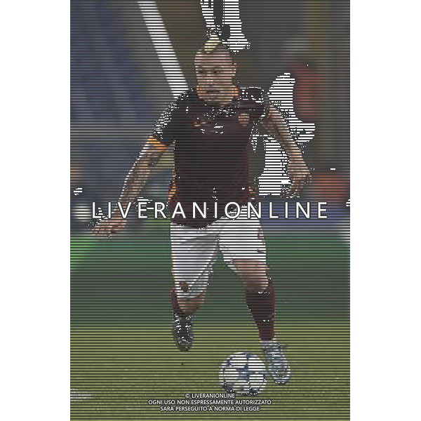 Roma - 04/11/2015 - Stadio Olimpico - Uefa Champions League 2015/2016 - Gruppo E - AS Roma vs Bayer Leverkusen - nella foto: Radja Nainggolan / Ph Fabrizio Corradetti - Ag. Aldo Liverani sas