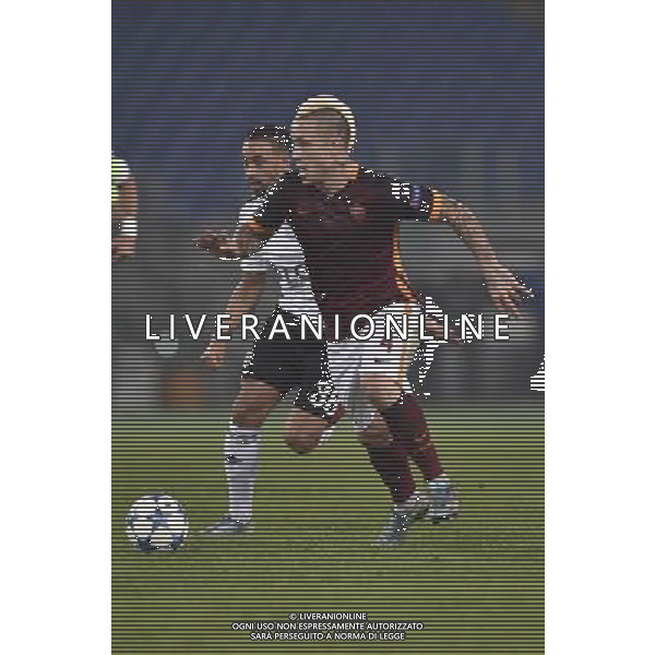 Roma - 04/11/2015 - Stadio Olimpico - Uefa Champions League 2015/2016 - Gruppo E - AS Roma vs Bayer Leverkusen - nella foto: Radja Nainggolan / Ph Fabrizio Corradetti - Ag. Aldo Liverani sas