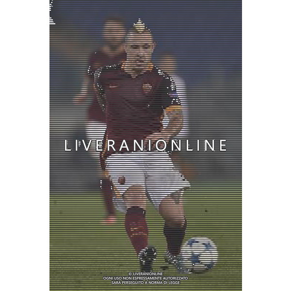 Roma - 04/11/2015 - Stadio Olimpico - Uefa Champions League 2015/2016 - Gruppo E - AS Roma vs Bayer Leverkusen - nella foto: Radja Nainggolan / Ph Fabrizio Corradetti - Ag. Aldo Liverani sas