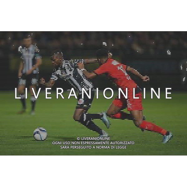 Abdoul Razzagui CAMARA / Steven MOREIRA - 06.11.2015 - Angers / Rennes - 13eme journee de Ligue 1 Photo : Vincent Michel / Icon Sport / AGENZIA ALDO LIVERANI SAS - italy only editorial use only