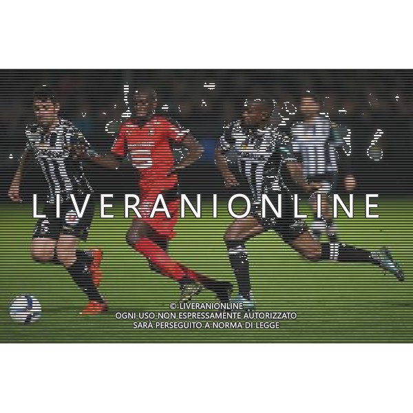 Abdoulaye DOUCOURE / Thomas MANGANI / Abdoul Razzagui CAMARA - 06.11.2015 - Angers / Rennes - 13eme journee de Ligue 1 Photo : Vincent Michel / Icon Sport / AGENZIA ALDO LIVERANI SAS - italy only editorial use only