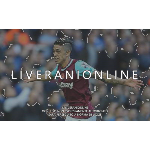 West Ham United\'s Manuel Lanzini celebrates scoring his sides first goal Photographer Kieran Galvin/CameraSport Football - Barclays Premiership - West Ham United v Everton - Saturday 7th November 2015 - Boleyn Ground - London © CameraSport - 43 Linden Ave. Countesthorpe. Leicester. England. LE8 5PG - Tel: +44 (0) 116 277 4147 - admin@camerasport.com - www.camerasport.com AG ALDO LIVERANI SAS ONLY ITALY