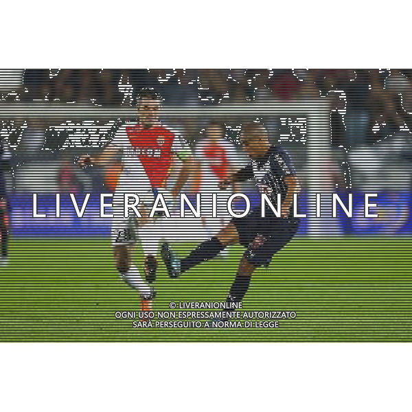 Wahbi Khazri / Jeremy Toulalan - 08.11.2015 - Bordeaux / Monaco - 13eme journee de Ligue 1 Photo : Manu Blondeau / Icon Sport /AGENZIA ALDO LIVERANI SAS - - ITALY ONLY - EDITORIAL USE ONLY -