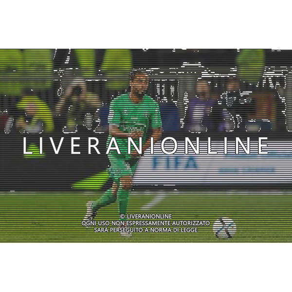 Benoit ASSOU EKOTTO - 08.11.2015 - Lyon / Saint Etienne - 13eme journee de Ligue 1 Photo : Jean Paul Thomas / Icon Sport /AGENZIA ALDO LIVERANI SAS - - ITALY ONLY - EDITORIAL USE ONLY -