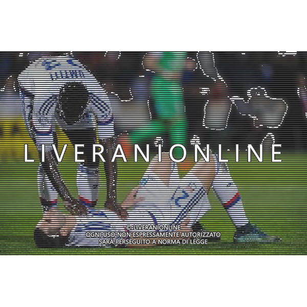BLESSURE DE Maxime GONALONS - 08.11.2015 - Lyon / Saint Etienne - 13eme journee de Ligue 1 Photo : Jean Paul Thomas / Icon Sport /AGENZIA ALDO LIVERANI SAS - - ITALY ONLY - EDITORIAL USE ONLY -