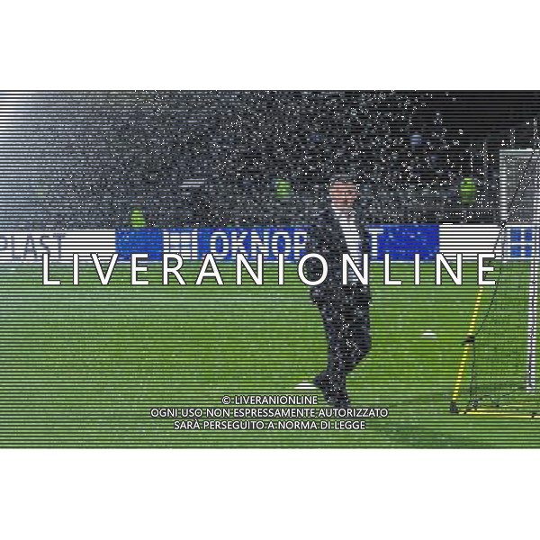 Christophe GALTIER ARROSE - 08.11.2015 - Lyon / Saint Etienne - 13eme journee de Ligue 1 Photo : Jean Paul Thomas / Icon Sport /AGENZIA ALDO LIVERANI SAS - - ITALY ONLY - EDITORIAL USE ONLY -