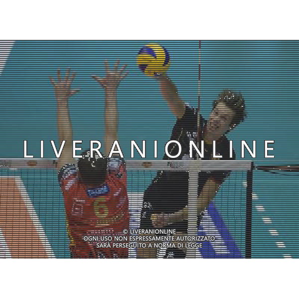 Regular Season SuperLega Volley 4 Giornata Forli\' - 11.11.2015 CMC Romagna-Sir Safety Conad Perugia Nella Foto:van garderen maarten /Ph.Vitez-Ag. Aldo Liverani