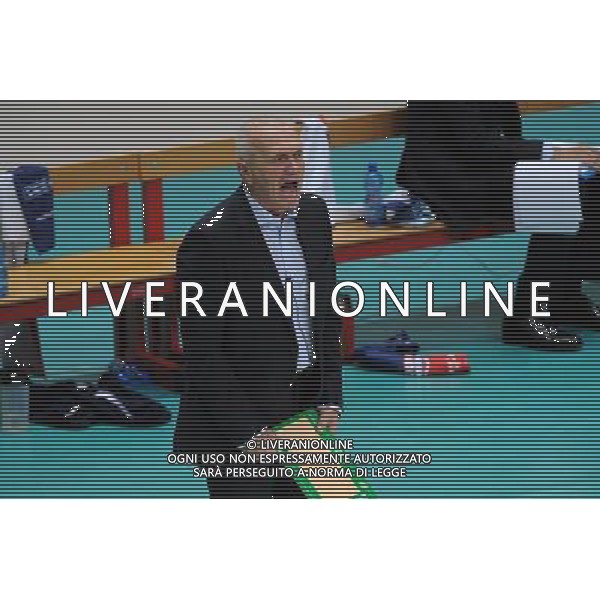 Campionato SuperLega UnipolSai - 4Â° giornata Monza 11-11-2015 Palazzetto dello Sport Gi Group Monza vs DHL Modena nella foto Vacondio allenatore Monza foto Roberto Garavaglia - ag. Aldo Liverani sas
