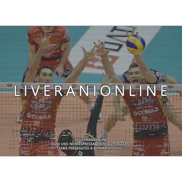 Regular Season SuperLega Volley 4 Giornata Forli\' - 11.11.2015 CMC Romagna-Sir Safety Conad Perugia Nella Foto:Birarelli Emanuele-Fromm Christian /Ph.Vitez-Ag. Aldo Liverani
