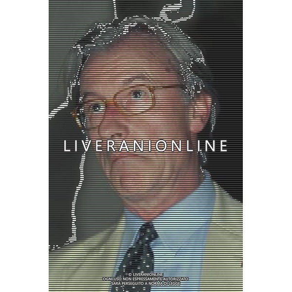 MILANO 11/07/03 CIRCOLO DELLA STAMPA PARTITO DEI LIBERALDEMOCRATICI NELLA FOTO VITTORIO FELTRI DIRETTORE DI LIBERO AG LIVERANI FOTO AZZARI SILVIA