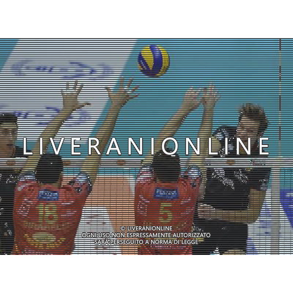 Regular Season SuperLega Volley 4 Giornata Forli\' - 11.11.2015 CMC Romagna-Sir Safety Conad Perugia Nella Foto:Van Garderen Maarten /Ph.Vitez-Ag. Aldo Liverani