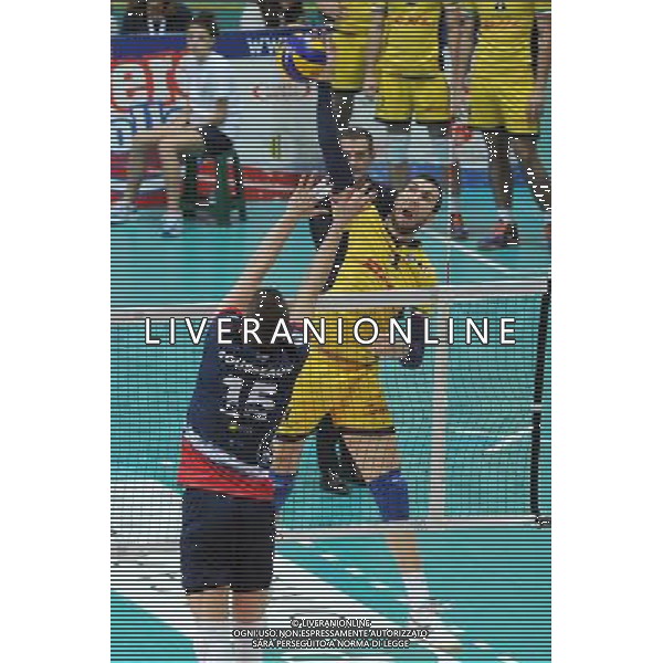 Campionato SuperLega UnipolSai - 4¡ giornata Monza 11-11-2015 Palazzetto dello Sport Gi Group Monza vs DHL Modena nella foto Nemanja Petric (Modena) foto Roberto Garavaglia - ag. Aldo Liverani sas