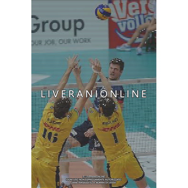 Campionato SuperLega UnipolSai - 4¡ giornata Monza 11-11-2015 Palazzetto dello Sport Gi Group Monza vs DHL Modena nella foto Pieter Verhees (Monza) foto Roberto Garavaglia - ag. Aldo Liverani sas