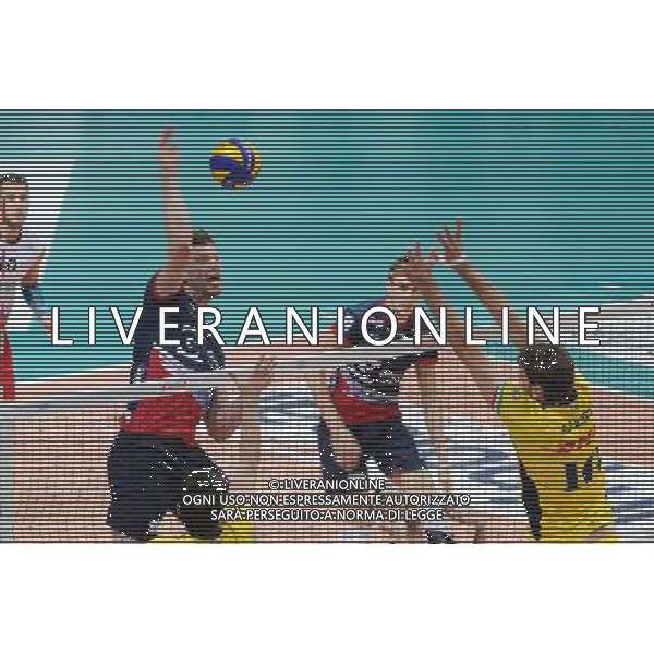 Campionato SuperLega UnipolSai - 4¡ giornata Monza 11-11-2015 Palazzetto dello Sport Gi Group Monza vs DHL Modena nella foto Pieter Verhees (Monza) foto Roberto Garavaglia - ag. Aldo Liverani sas