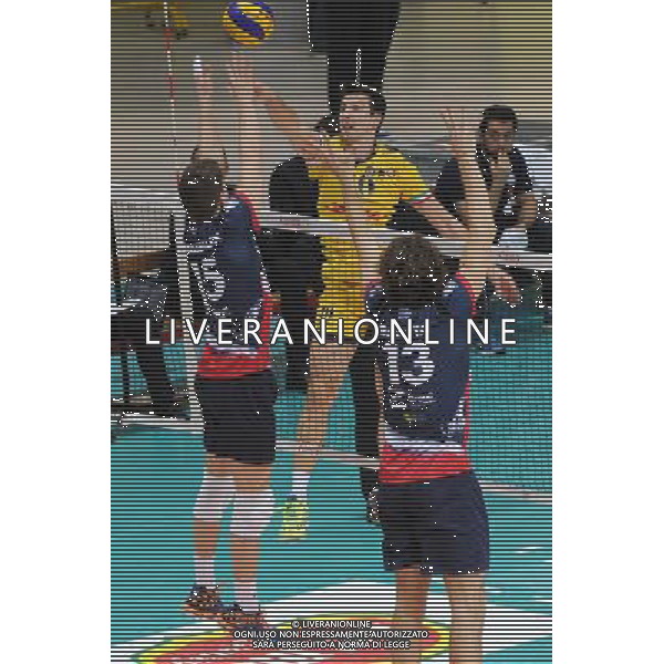Campionato SuperLega UnipolSai - 4¡ giornata Monza 11-11-2015 Palazzetto dello Sport Gi Group Monza vs DHL Modena nella foto Milos Nikic (Modena) foto Roberto Garavaglia - ag. Aldo Liverani sas