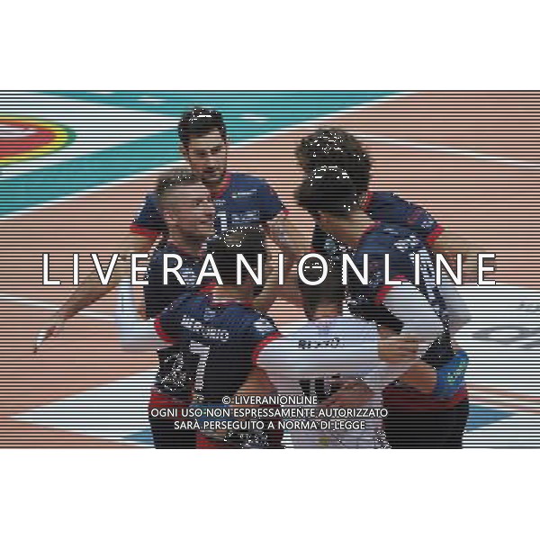 Campionato SuperLega UnipolSai - 4¡ giornata Monza 11-11-2015 Palazzetto dello Sport Gi Group Monza vs DHL Modena nella foto esultanza Monza foto Roberto Garavaglia - ag. Aldo Liverani sas