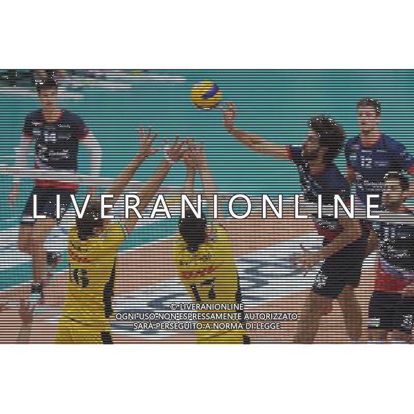 Campionato SuperLega UnipolSai - 4¡ giornata Monza 11-11-2015 Palazzetto dello Sport Gi Group Monza vs DHL Modena nella foto Thomas Beretta (Monza) foto Roberto Garavaglia - ag. Aldo Liverani sas