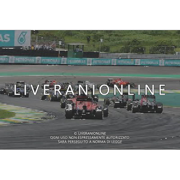 Will Stevens (GBR) Manor Marussia F1 Team at the start of the race. 15.11.2015. Formula 1 World Championship, Rd 18, Brazilian Grand Prix, Sao Paulo, Brazil, Race Day. AG ALDO LIVERANI SAS ONLY ITALY