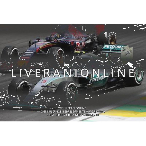 Nico Rosberg (GER) Mercedes AMG F1 W06. 15.11.2015. Formula 1 World Championship, Rd 18, Brazilian Grand Prix, Sao Paulo, Brazil, Race Day. /AGENZIA ALDO LIVERANI Sas - ITALY ONLY - EDITORIAL USE ONLY - GP BRASILE F1 SAN PAOLO
