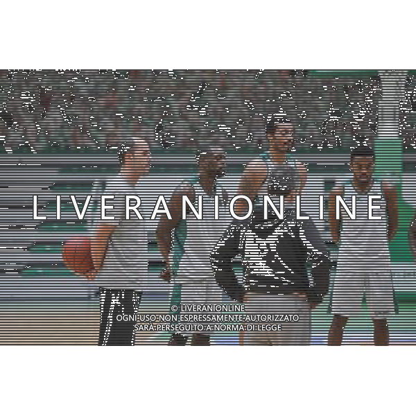 Minute de silence - 16.11.2015 - Entrainement de Nanterre - Pro A Photo : Anthony Dibon / Icon Sport AG ALDO LIVERANI SAS ONLY ITALY