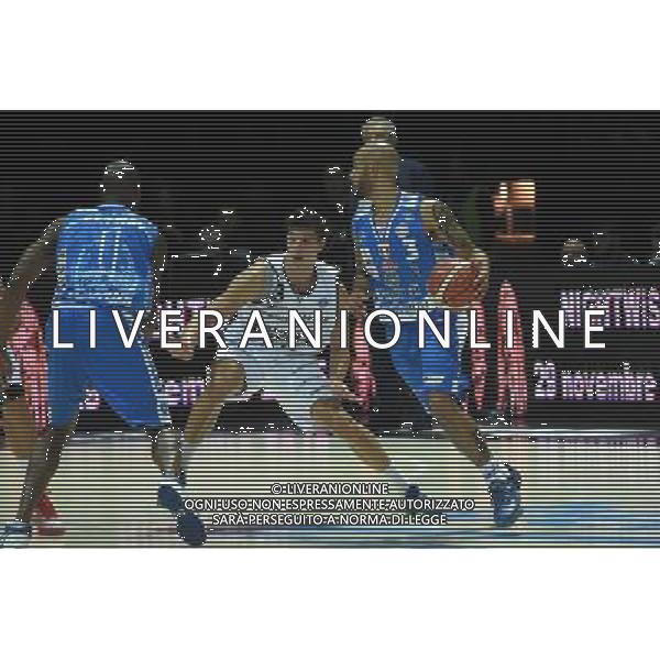 OBIETTIVO LAVORO BOLOGNA - BANCO DI SARDEGNA SASSARI BASKET SERIE A 16 NOVEMBRE 2015 NELLA FOTO LOGAN ©OPTIMAFOTO / AGENZIA ALDO LIVERANI SAS