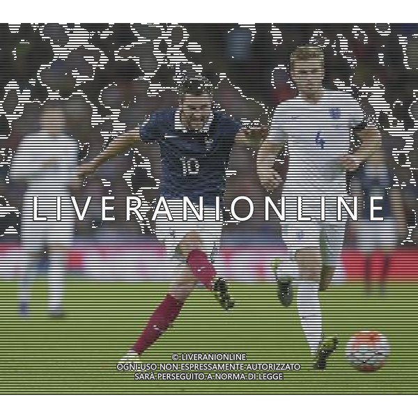 FranceÕs Andre-Pierre Gignac has a shot at goal Photographer Craig Mercer/CameraSport Football International - England v France - Tuesday 17th November 2015 - Wembley Stadium - London © CameraSport - 43 Linden Ave. Countesthorpe. Leicester. England. LE8 5PG - Tel: +44 (0) 116 277 4147 - admin@camerasport.com - www.camerasport.com / AGENZIA ALDO LIVERANI SAS - ITALY ONLY EDITORIAL USE ONLY - Inghilterra Vs Francia partita amichevole