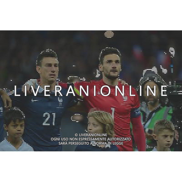 Laurent KOSCIELNY / Hugo LLORIS - 17.11.2015 - Angleterre / France Photo: Dave Winter / Icon Sport / AGENZIA ALDO LIVERANI SAS - ITALY ONLY EDITORIAL USE ONLY - Inghilterra Vs Francia partita amichevole