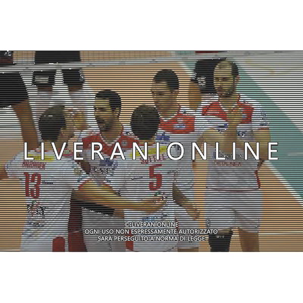 Campionato SuperLega UnipolSai - 5Â° giornata Castellanza (VA) 17-11-2015 PalaBorsani Revivre Milano vs Gi Group Monza nella foto esultanza Milano foto Roberto Garavaglia - ag. Aldo Liverani sas / AGENZIA ALDO LIVERANI SAS