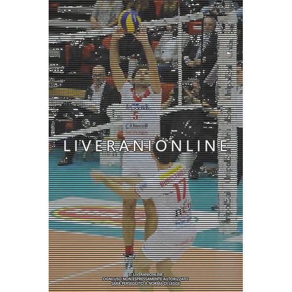 Campionato SuperLega UnipolSai - 5Â° giornata Castellanza (VA) 17-11-2015 PalaBorsani Revivre Milano vs Gi Group Monza nella foto Daniele Sottile (Milano) foto Roberto Garavaglia - ag. Aldo Liverani sas / AGENZIA ALDO LIVERANI SAS