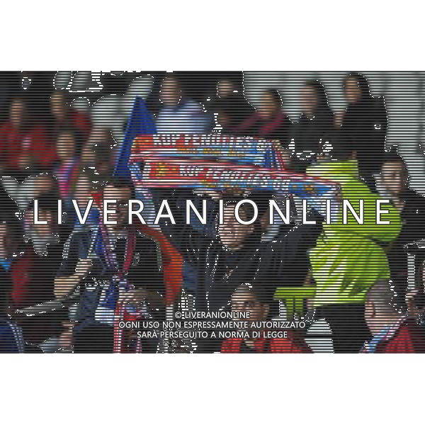 Supporters Lyon - 18.11.2015 - Lyon / Atletico Madrid - Champions League Feminine Photo : Jean Paul Thomas / Icon Sport / AGENZIA ALDO LIVERANI SAS - ITALY ONLY EDITORIAL USE ONLY