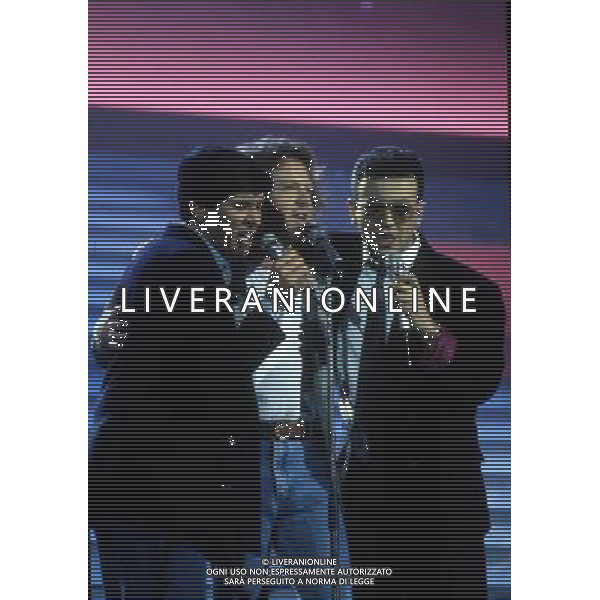 1987 SANREMO-FESTIVAL DELLA CANZONE ITALIANA NELLA FOTO UMBERTO TOZZI-GIANNI MORANDI -ENRICO RUGGERI VINCONO IL FESTIVAL DI SANREMO AG ALDO LIVERANI SAS