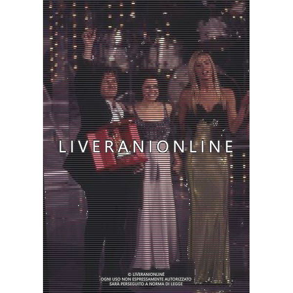 1996 SANREMO FESTIVAL DELLA CANZONE ITALIANA NELLA FOTO RON E TOSCA VONCONO IL FESTIVAL DI SANREMO AG ALDO LIVERANI SAS 