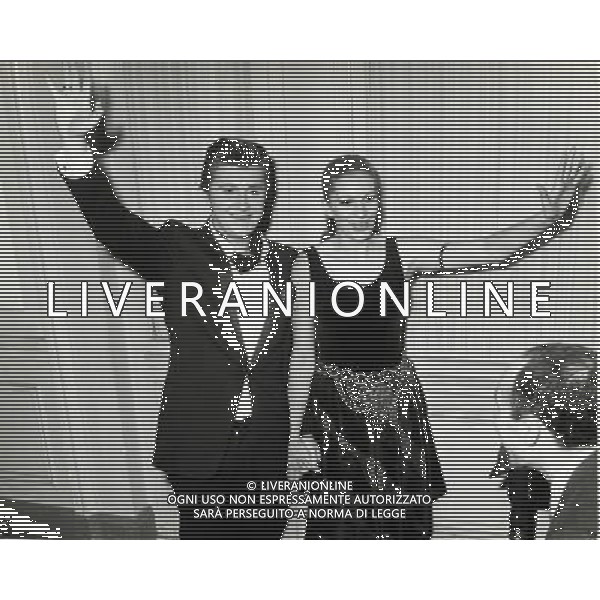 1969 SANREMO-FESTIVAL DELLA CANZONE ITALIANA NELLA FOTO BOBBY SOLO E IVA ZANICCHI VINCONO IL FESTIVAL DI SANREMO AG ALDO LIVERANI SAS