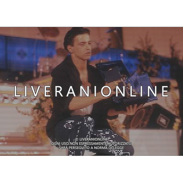 1986 SANREMO FESTIVAL DELLA CANZONE ITALIANA NELLA FOTO EROS RAMAZZOTTI VINCE IL FESTIVAL DI SANREMO AG ALDO LIVERANI SAS