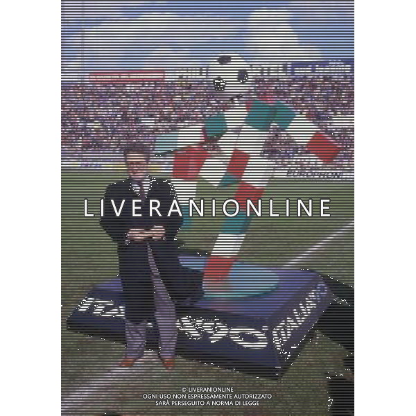 RETROSPETTIVA ANTONIO MATARRESE DIRIGENTE CALCIO NELLA FOTO ANTONIO MATARRESE 1990 AG ALDO LIVERANI SAS