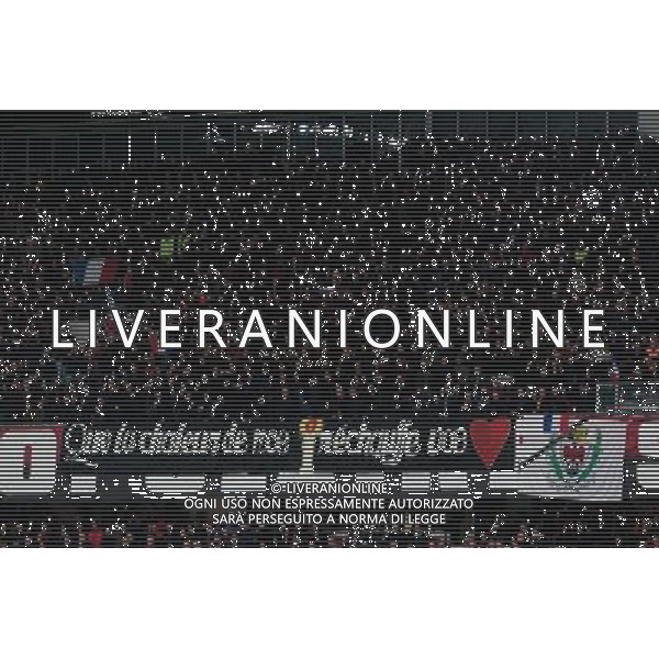 Supporters Nice - Hommage aux attentats de Paris - 20.11.2015 - Nice / Lyon - 14eme journee de Ligue 1 Photo : Jean Christophe Magnenet / Icon Sport AG ALDO LIVERANI SAS ONLY ITALY