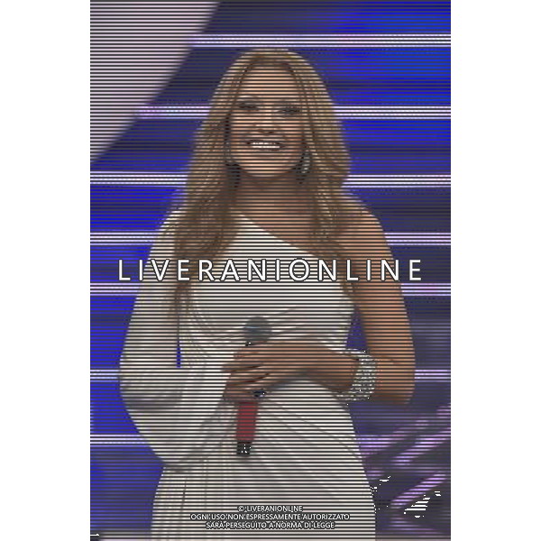 Roma - 20/11/2015 - Studi Rai De Paolis - Trasmissione TV \' Tale e Quale Show \' - nella foto: Serena Rossi interpreta Celine Dion / Ph. Fabrizio Corradetti - Ag. Aldo Liverani sas