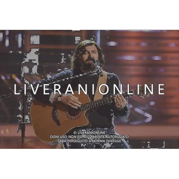 Roma - 20/11/2015 - Studi Rai De Paolis - Trasmissione TV \' Tale e Quale Show \' - nella foto: Max Giusti interpreta Francesco Guccini / Ph. Fabrizio Corradetti - Ag. Aldo Liverani sas