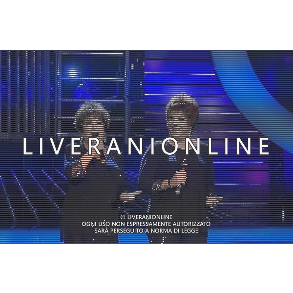 Roma - 20/11/2015 - Studi Rai De Paolis - Trasmissione TV \' Tale e Quale Show \' - nella foto: Gabriele Cirilli e Orietta Berti / Ph. Fabrizio Corradetti - Ag. Aldo Liverani sas