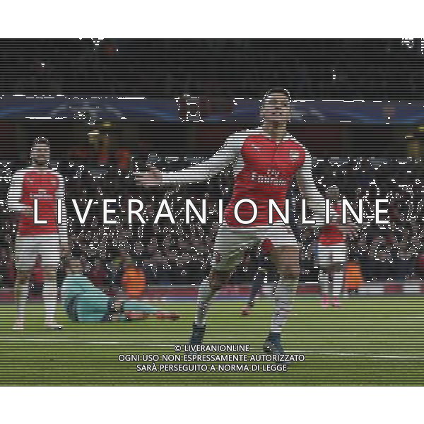 GOAL CELEBRATION - Arsenal\'s Alexis Sanchez celebrates scoring his sides second goal Photographer Craig Mercer/CameraSport Football - UEFA Champions League Group F - Arsenal v Dinamo Zagreb - Tuesday 24th November 2015 - Emirates Stadium - London © CameraSport - 43 Linden Ave. Countesthorpe. Leicester. England. LE8 5PG - Tel: +44 (0) 116 277 4147 - admin@camerasport.com - www.camerasport.com AG ALDO LIVERANI SAS ONLY ITALY