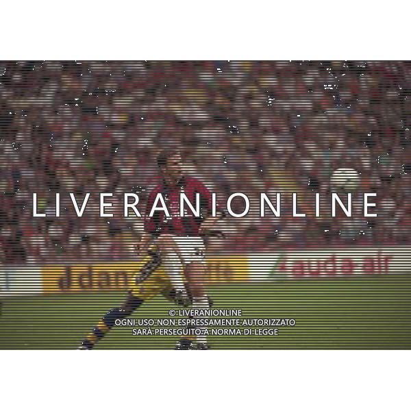 MILANO SUPERCOPPA ITALIANA MILAN PARMA 21-081-1999 NELLA FOTO OLIVER BIERHOFF AG ALDO LIVERANI SAS