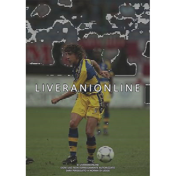 MILANO SUPERCOPPA ITALIANA MILAN PARMA 21-081-1999 NELLA FOTO HERNAN CRESPO AG ALDO LIVERANI SAS