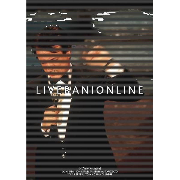 Teatro Ariston di Sanremo 38mo Festival della Canzone Italiana - 1988 nella foto Massimo Ranieri vincitore con la canzone \' Perdere l\'Amore \' ©Agenzia Aldo Liverani Sas