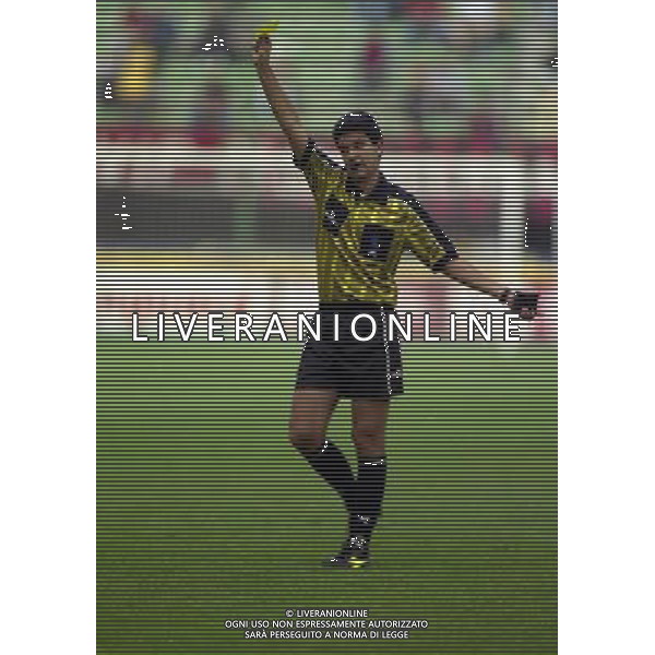 30-04-2000 MILAN PIACENZA SERIE A NELLA FOTO ARBITRO PRESCHERN AG ALDO LIVERANI SAS