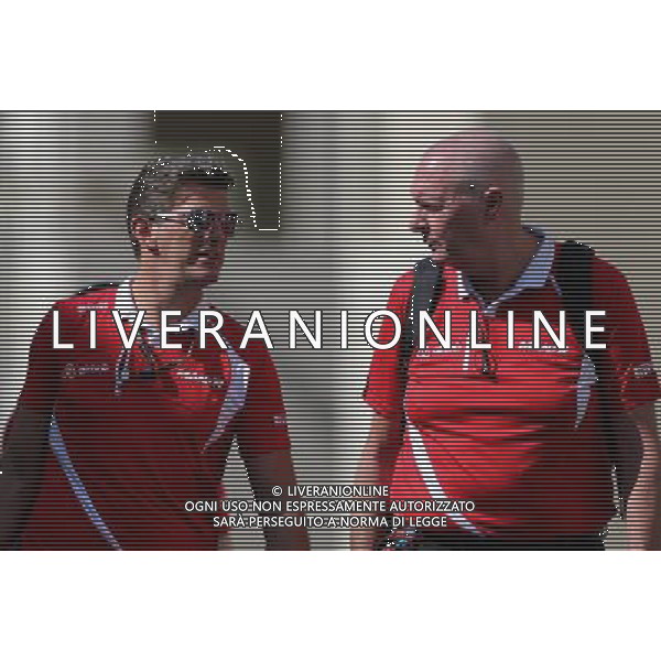 Graeme Lowdon (GBR) Manor Marussia F1 Team Chief Executive Officer and John Booth (GBR), Team Principal, Manor F1 Team 27.11.2015. Formula 1 World Championship, Rd 19, Abu Dhabi Grand Prix, Yas Marina Circuit, Abu Dhabi, Practice Day. / AGENZIA ALDO LIVERANI SAS - ITALY ONLY EDITORIAL USE ONLY - Gp F1 Abu Dhabi Prove Libere