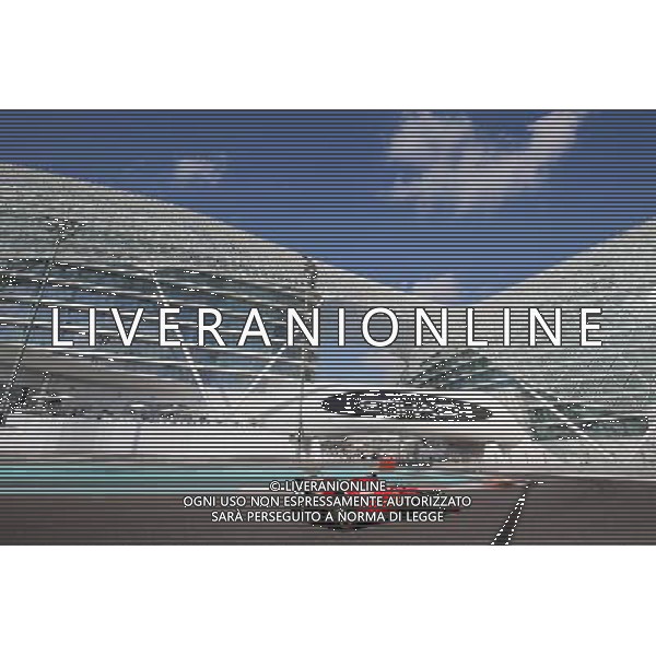 Kimi Raikkonen (FIN) Ferrari SF15-T. 27.11.2015. Formula 1 World Championship, Rd 19, Abu Dhabi Grand Prix, Yas Marina Circuit, Abu Dhabi, Practice Day. / AGENZIA ALDO LIVERANI SAS - ITALY ONLY EDITORIAL USE ONLY - Gp F1 Abu Dhabi Prove Libere