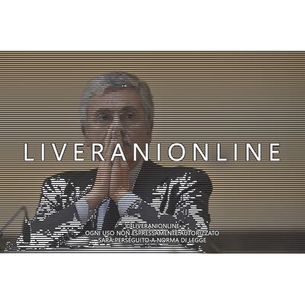 Roma - 27/11/2015 - Universita\' degli studi Guglielmo Marconi - Convegno sul tema dell\'immigrazione \'Io ho Paura\' - nella foto: Massimo D\'Alema /Ph. Corradetti - Ag. Aldo Liverani / AGENZIA ALDO LIVERANI SAS -